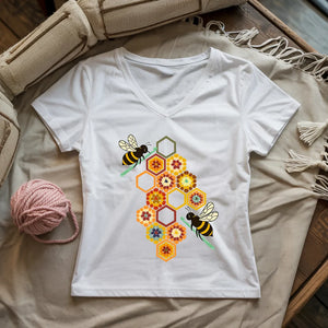 Crochet Bees Lady V-neck