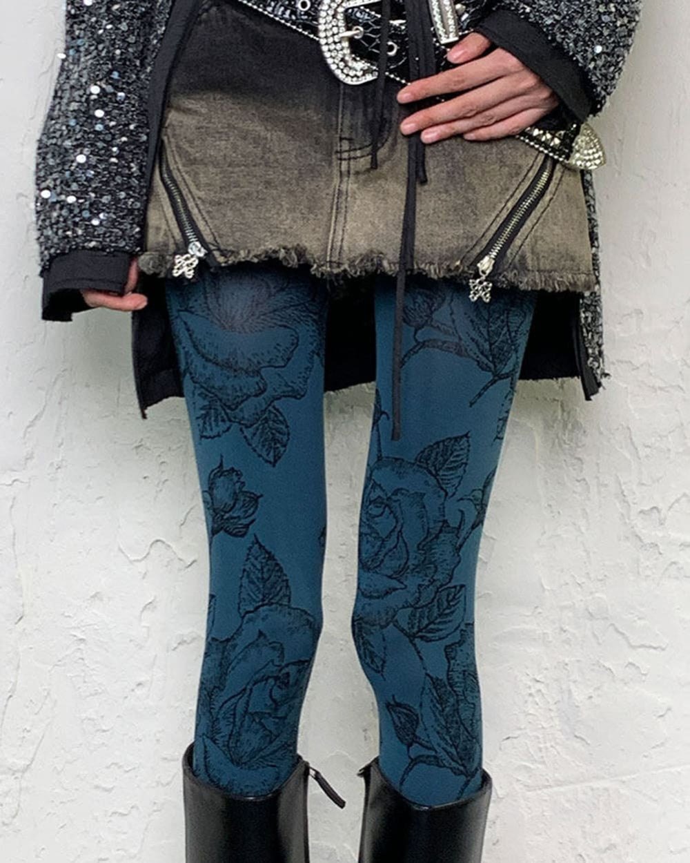 Blue Roses Patterned Tights