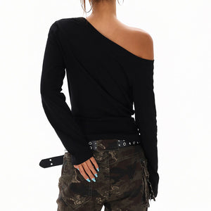Cross Chain Print One-Shoulder Top