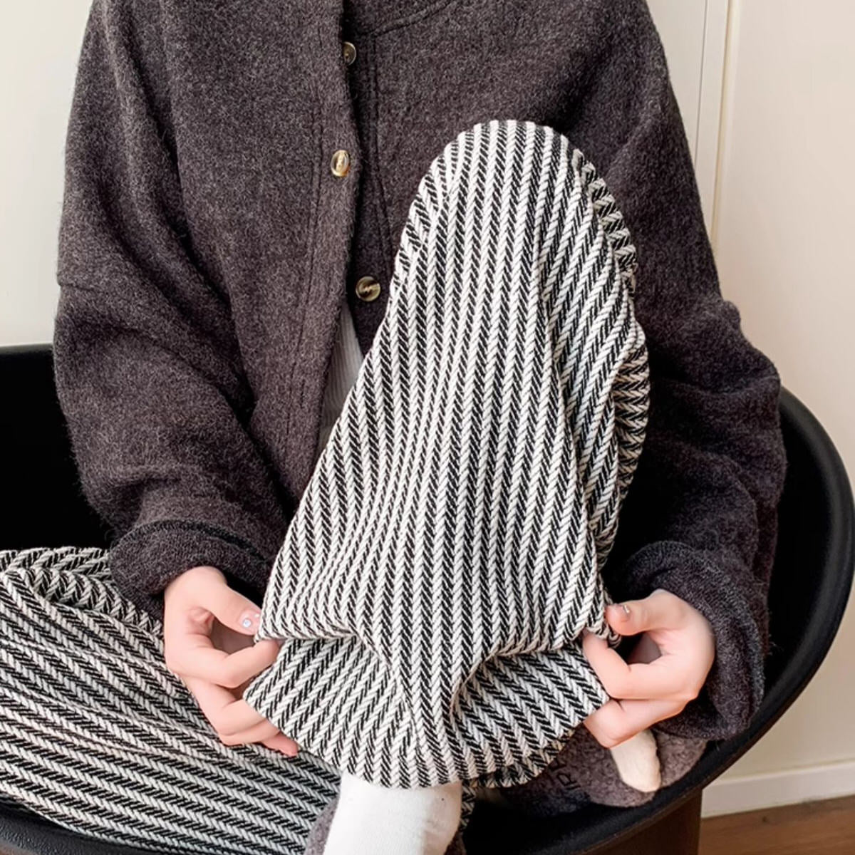 Coffee Break Knit Pants